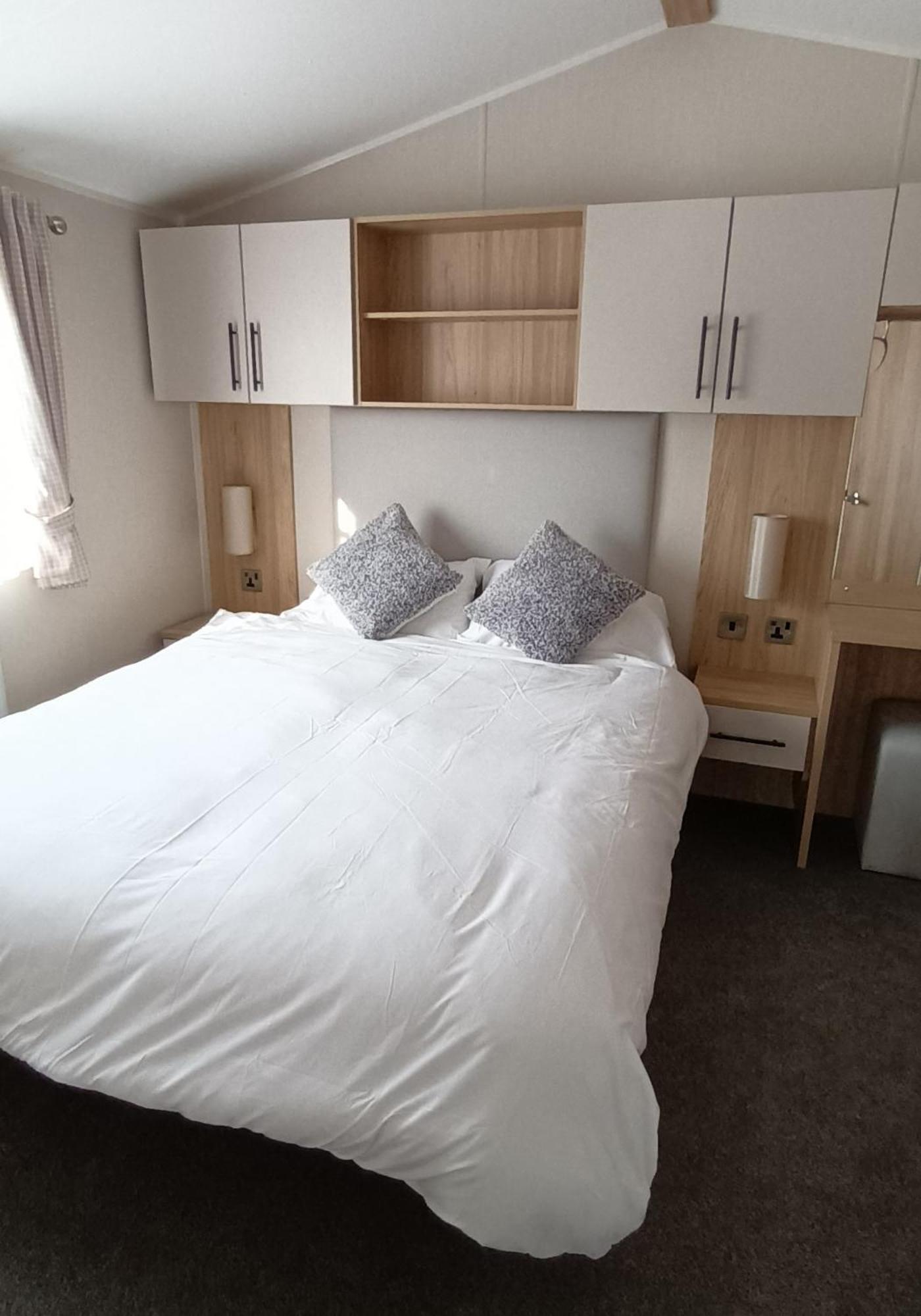 Amor, West Sands Holiday Park, Selsey Buitenkant foto