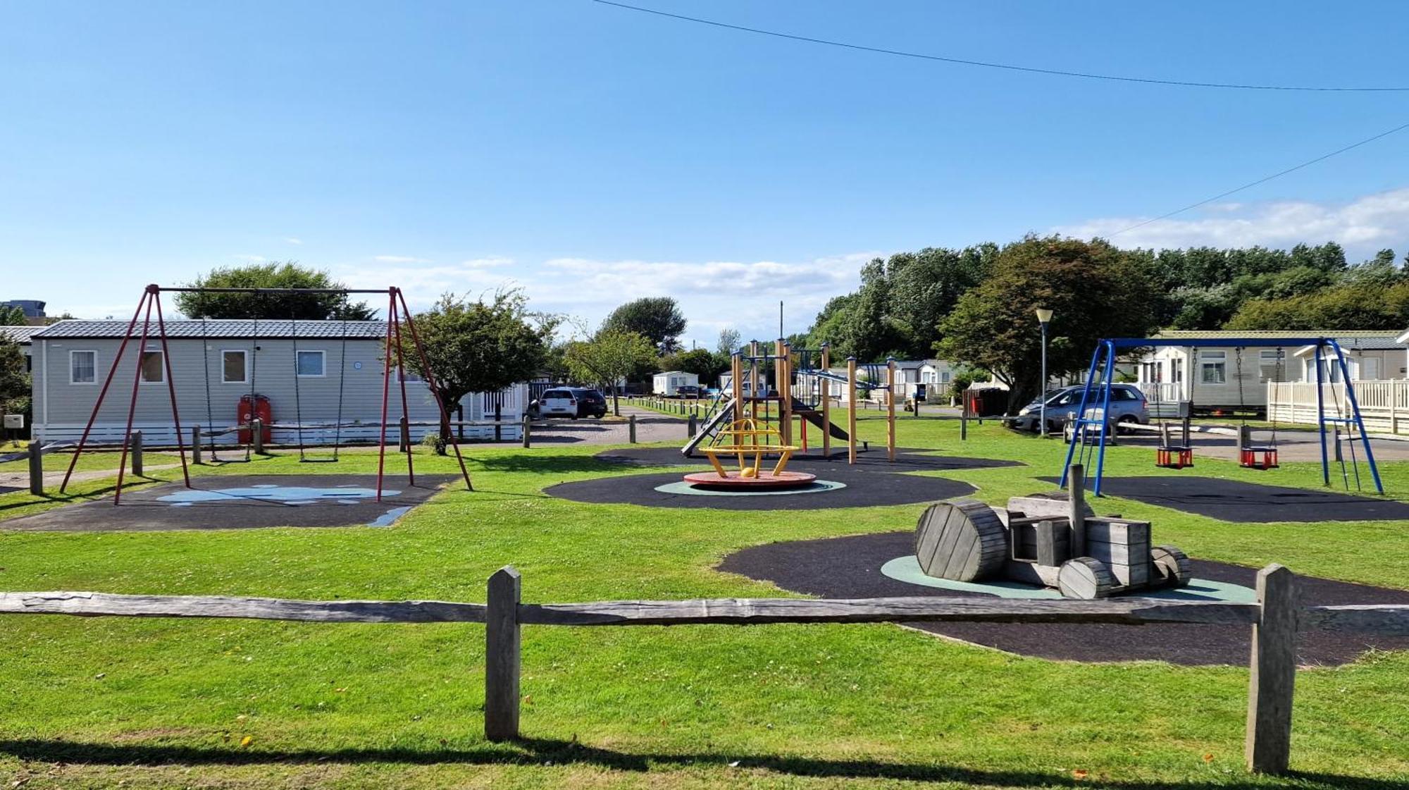 Amor, West Sands Holiday Park, Selsey Buitenkant foto
