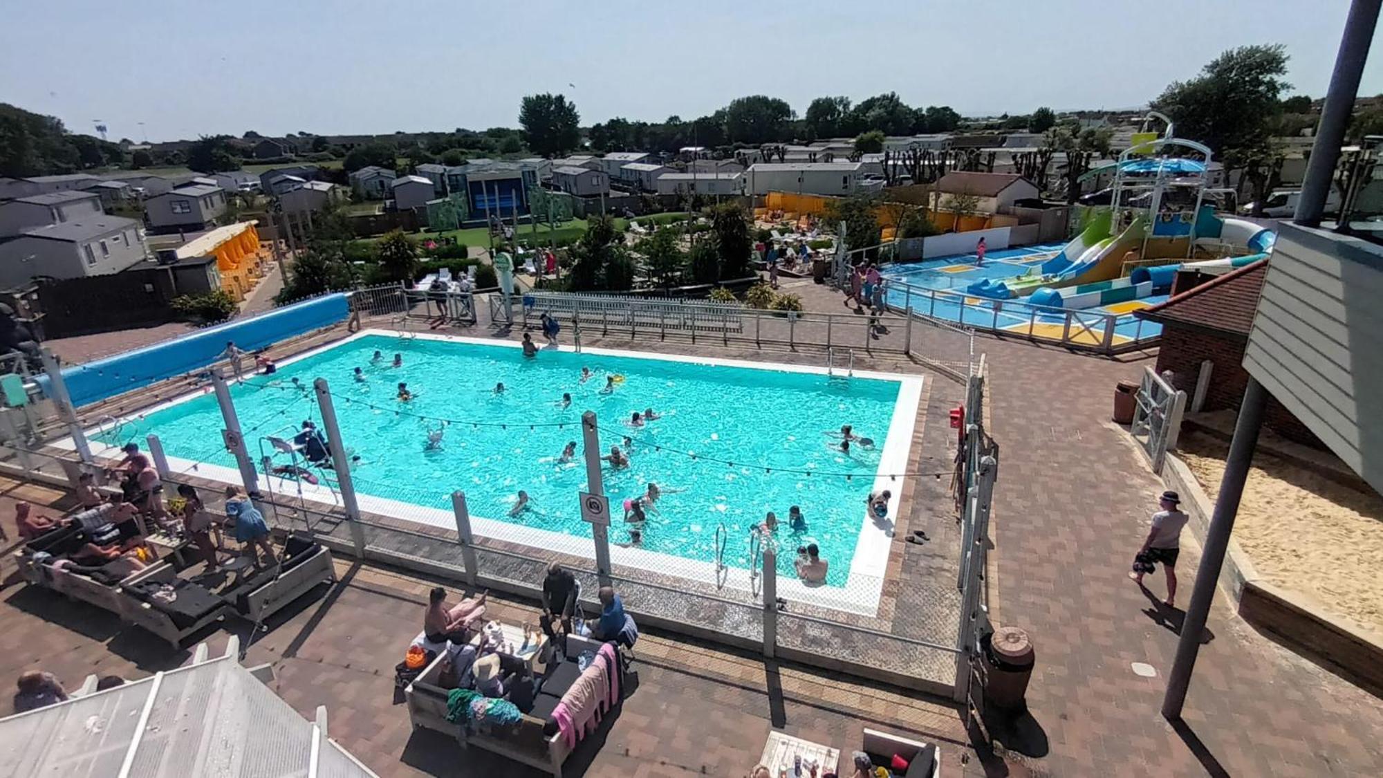 Amor, West Sands Holiday Park, Selsey Buitenkant foto